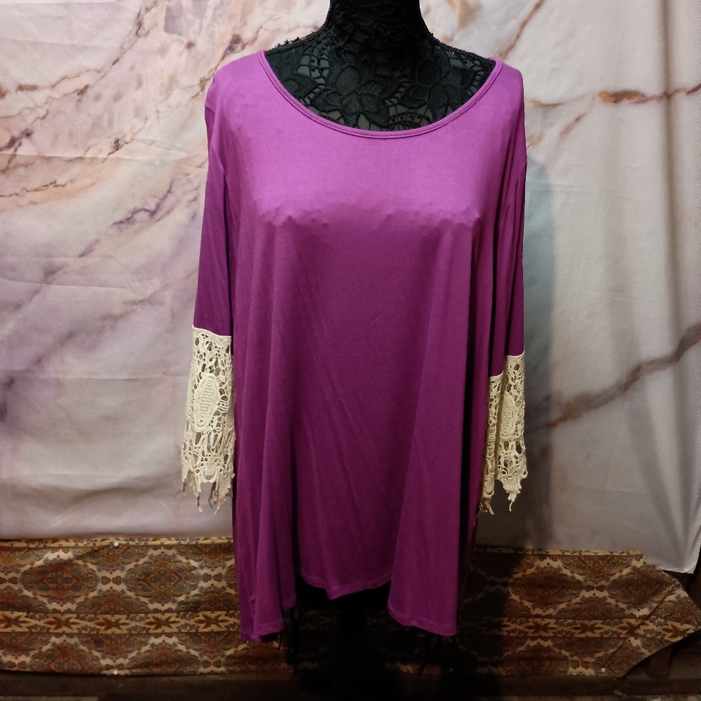 NWT Forgotton Grace Purple Crochet Sleeve‎ Tunic
